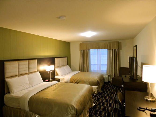 Western Star Inn And Suites Carlyle Room photo